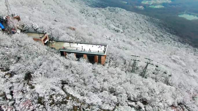 南京冬季紫金山