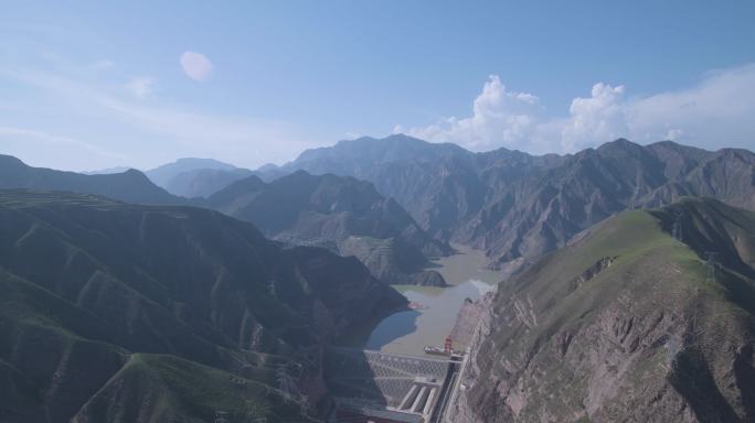 青海循化积石峡航拍