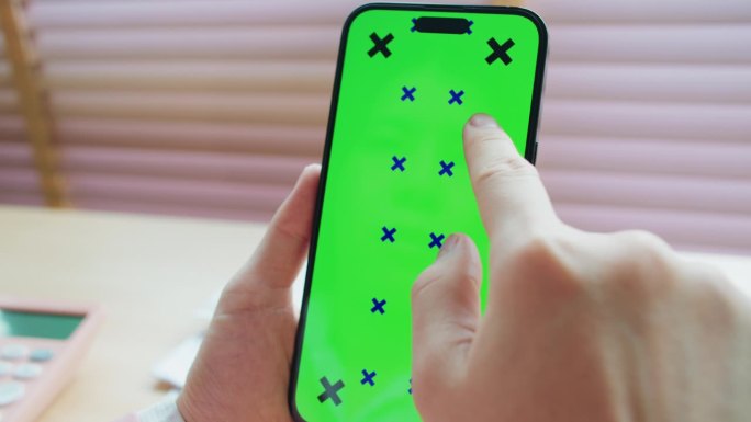 使用绿屏智能手机扣绿滑屏