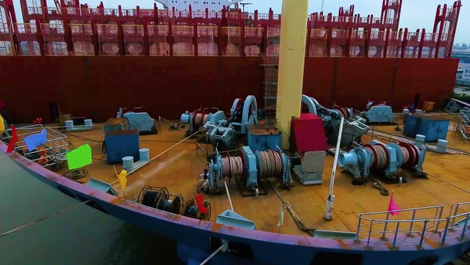 精密仪器 工厂 港口 轮船制造