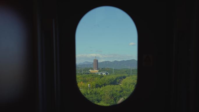高铁车窗