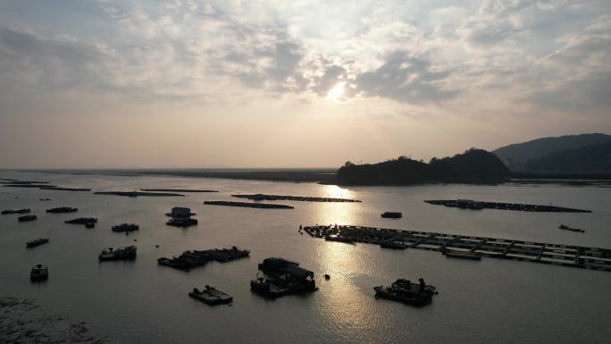 海边黄昏日落傍晚滩涂养殖场海水