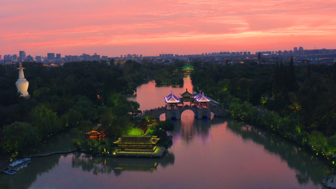 瘦西湖夜景亮灯过程