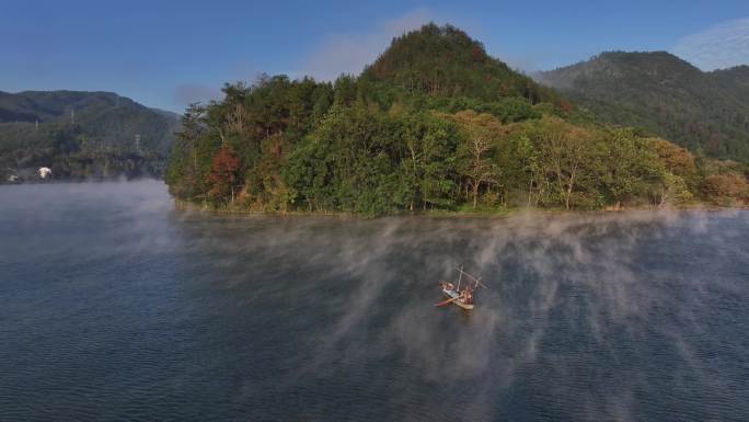 自然风光水雾4K实拍视频