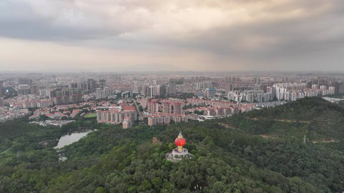 广东省东莞市黄旗山城市公园航拍