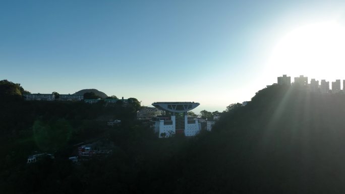 香港太平山航拍山顶公园凌霄阁山峰风光风景