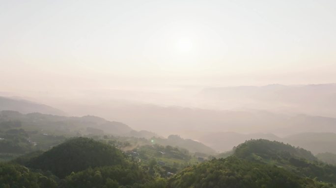 塔周边看城市、宜宾七星山黑塔