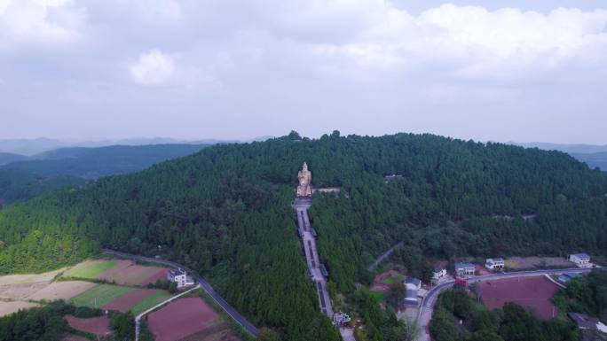 遂宁高峰山老子石像航拍二