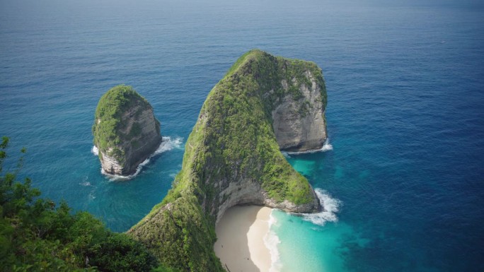 亚洲印尼巴厘岛努沙Penida的霸王龙角和Batu Raharja