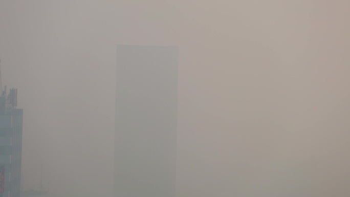城市大雾 浓雾 雾天行车 恶劣天气 冬季
