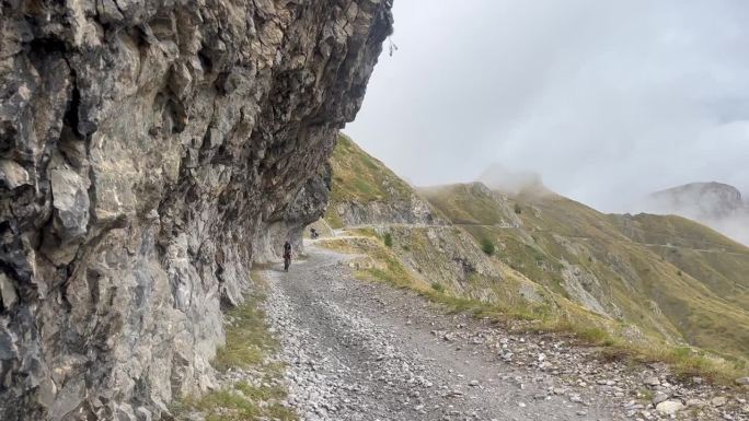 高山口自行车打包，用自行车携带装备