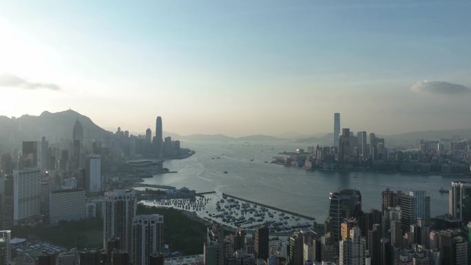 香港大景航拍维多利亚港太平山日落延时风光