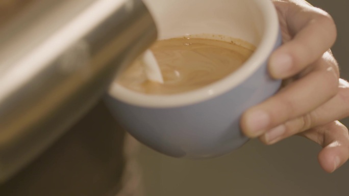 咖啡冲泡咖啡豆磨咖啡咖啡机打奶泡