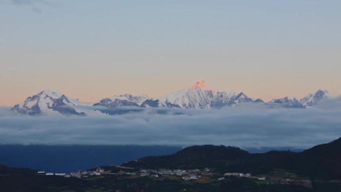 日照金山——属于卡瓦格博的浪漫