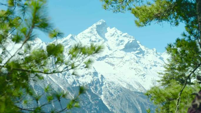 4K实拍雪山风光空镜