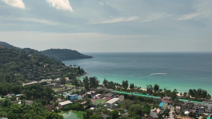 晴天普吉岛海岸线海湾镇航拍全景4k泰国