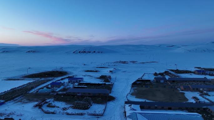 村庄嘎查雪景