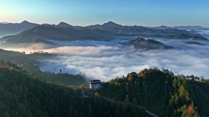 4K黄山云海石潭下汰高山徽州航拍