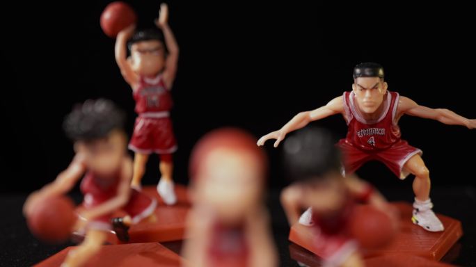 国产橡胶卡通玩具篮球小子展品实拍