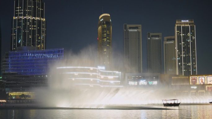 夜晚的迪拜喷泉国外喷泉喷水