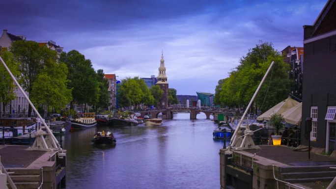 荷兰阿姆斯特丹船只海水建筑