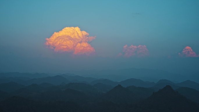 夕阳棉花糖云朵