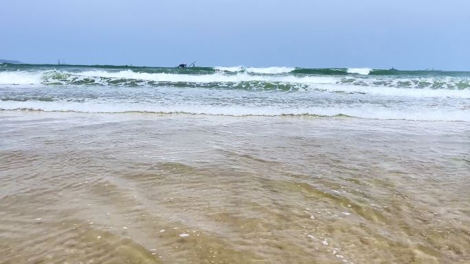 海边海浪 海边蓝天 沙滩阳光度蜜月旅游