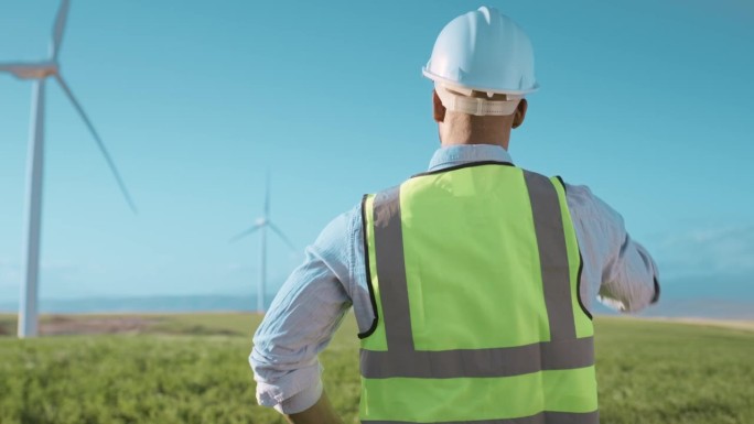 安全帽，风力涡轮机和农场维修人员，可再生能源和可持续发展。电力，农业和建筑工人环保，检查和风车维修