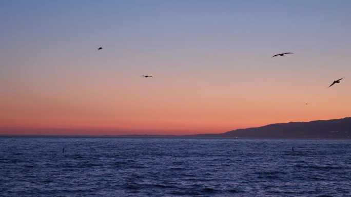 日落在圣莫尼卡湾，圣莫尼卡，洛杉矶，加州，美国