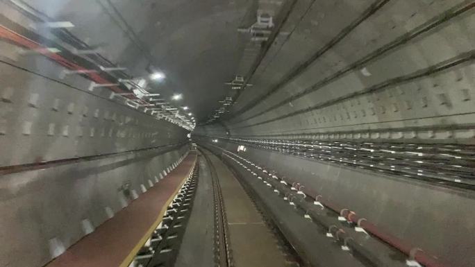 隧道，地铁隧道，地下隧道，地下空间，地铁