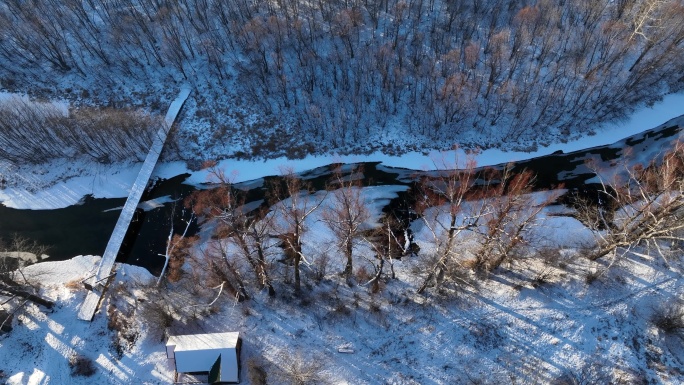 航拍大兴安岭不冻河根河雪景