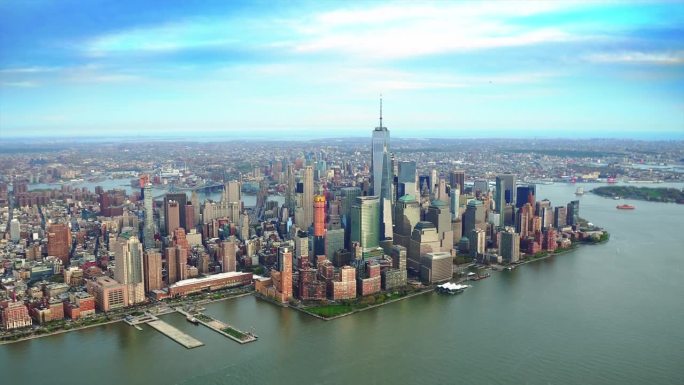 日落时分，曼哈顿中城著名的摩天大楼。纽约市。美国，北美。从直升机上拍摄的。