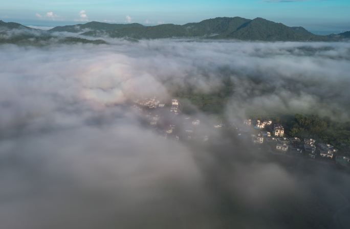 海南昌江七叉村日出云海