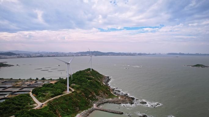 风力发电场 海角灯塔 风车 海岛风电