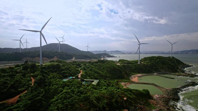 风力发电场 海角灯塔 风车 海岛风电