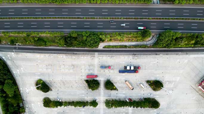 中国的高速路和服务区