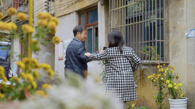 男女发生矛盾 男女打架 夫妻矛盾打架