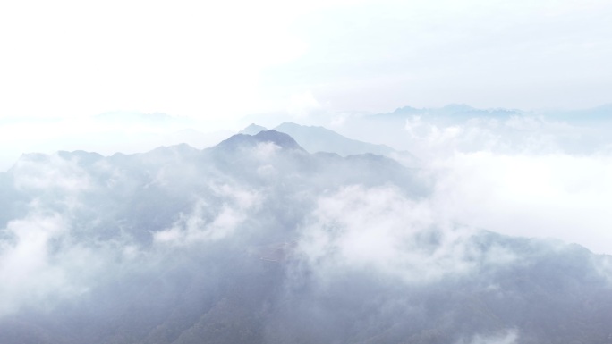 航拍云海秦岭云海秋季风景