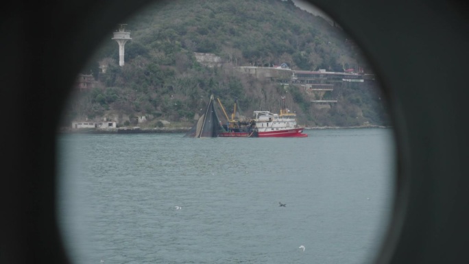 从船的靶心看到的拖网，fg01