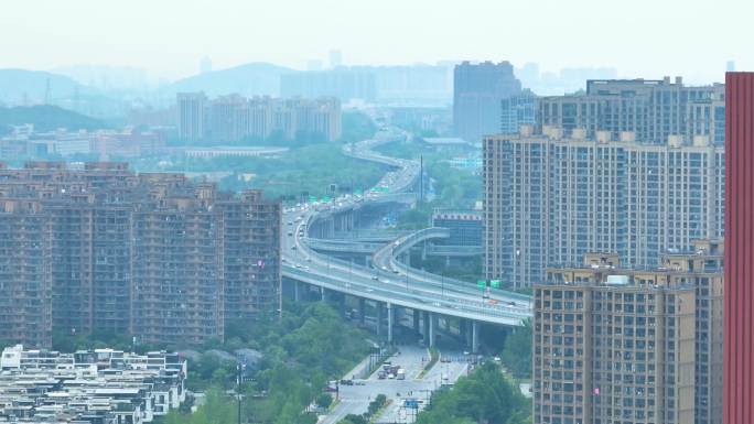 浙江省杭州市临平区望梅高架路车流城市风景