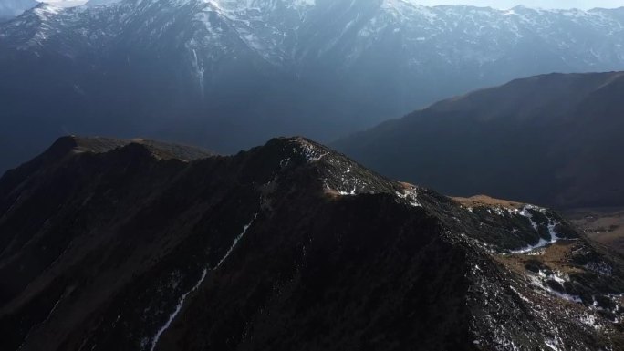 夹金山航拍