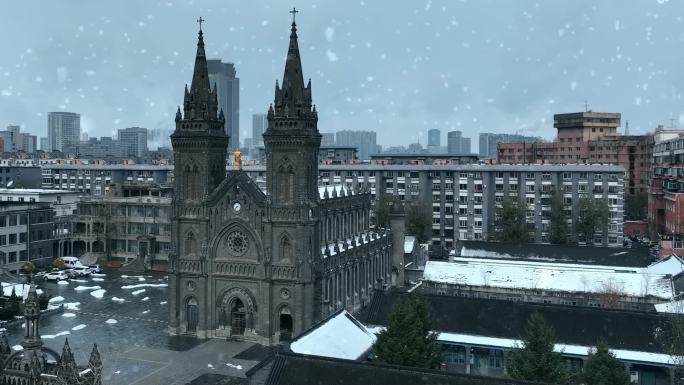 教堂欧式建筑下雪神圣