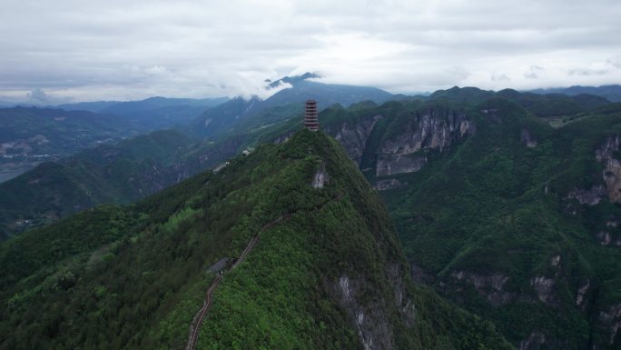 4K重庆龙缸地质公园自然风光航拍视频