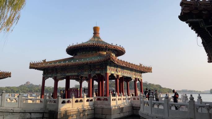 北京北海公园皇家园林北海公园五龙亭古建筑