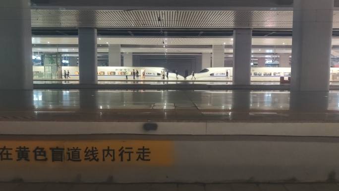 云南昆明南站火车站高铁站