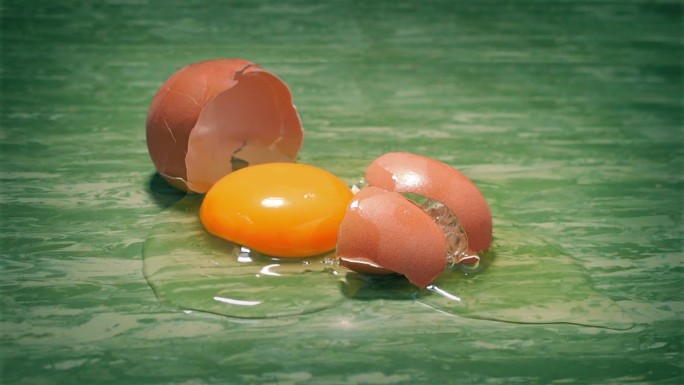 鸡蛋在地板上碎了紧急处理家庭卫生地板上