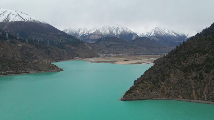 然乌湖 西藏昌都 八宿县