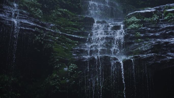 山涧瀑布-升格动画