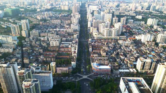 海南海口高视角航拍俯瞰下城市交通建筑风景