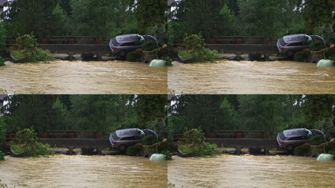 洪水过后河水退去，LD车卡在桥上
